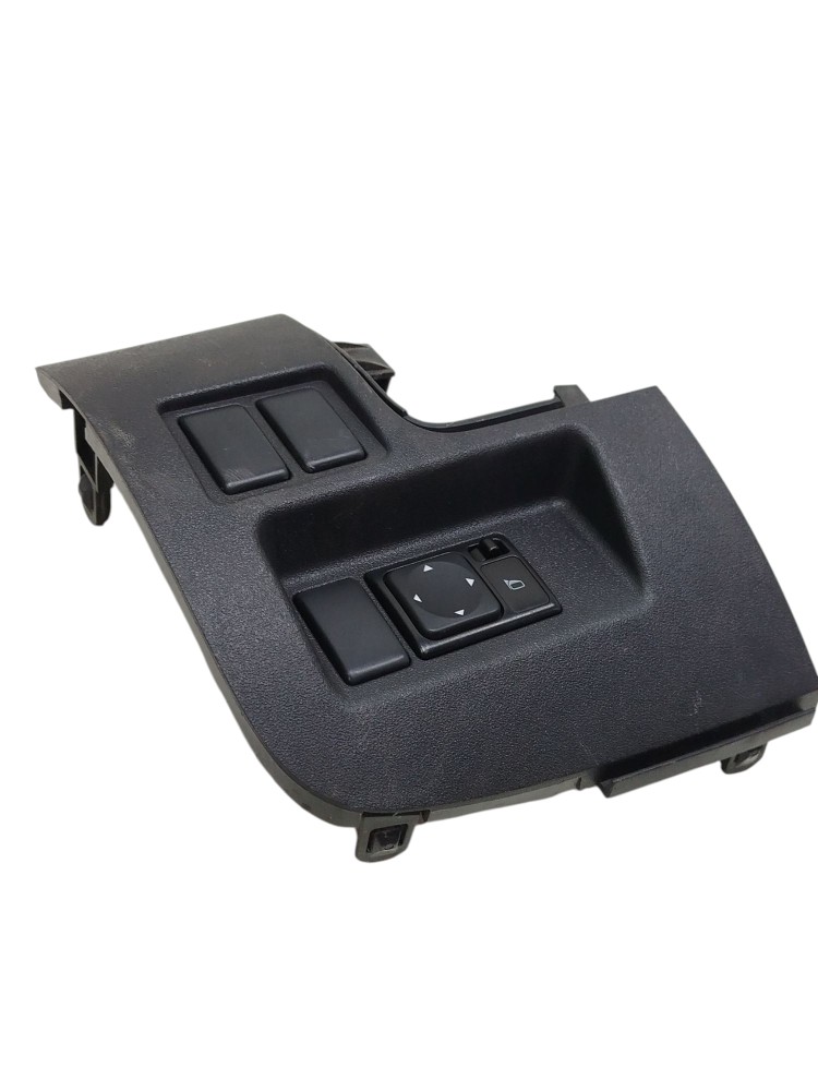 Moldura Botão Retrovisor Nissan Versa 2012 2