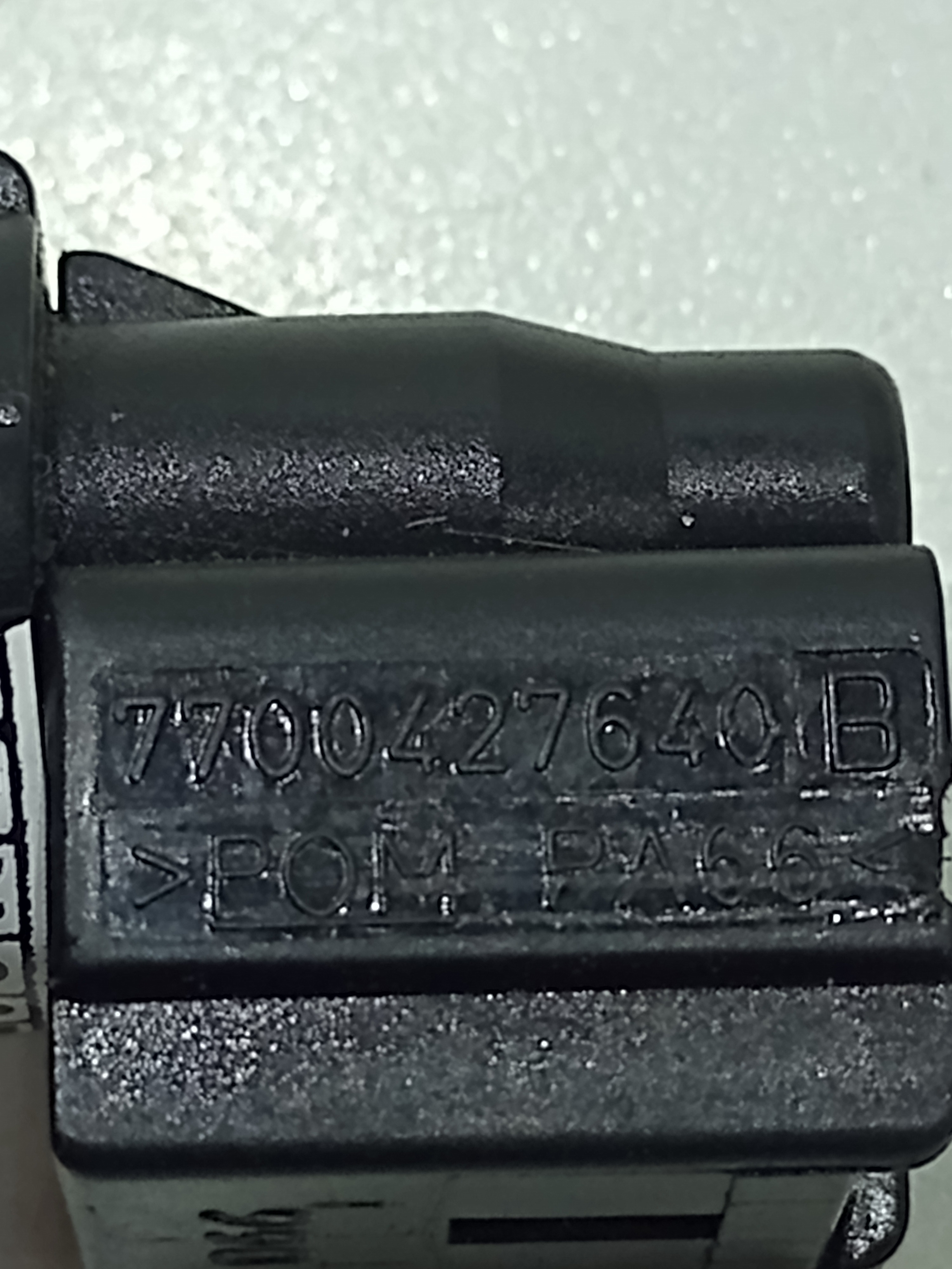 Interruptor Luz Porta Dianteira Renault Sandero 1.0 16v 2016 4