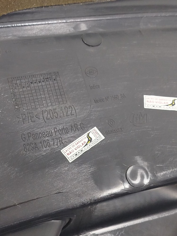 Forro Porta Tras Esq Renault Clio 2015 829a10677r 10