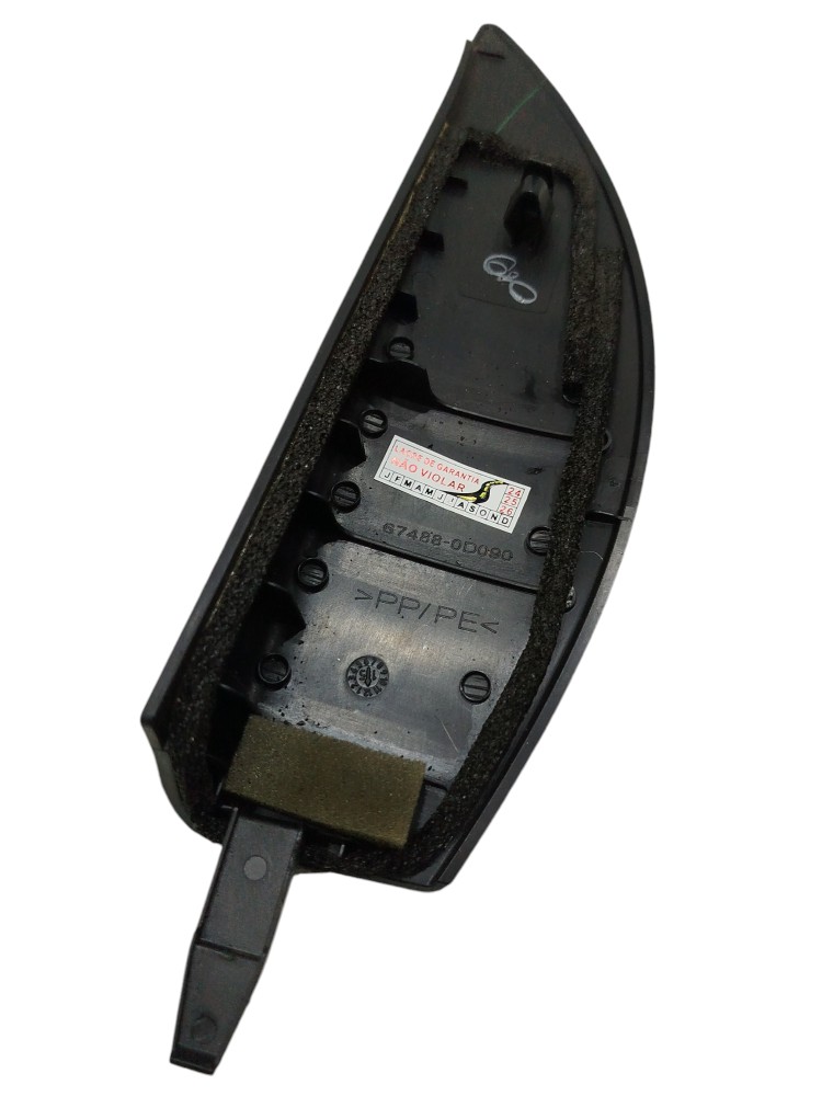 Acabamento Porta Traseira Esquerda Toyota Etios 2018 3