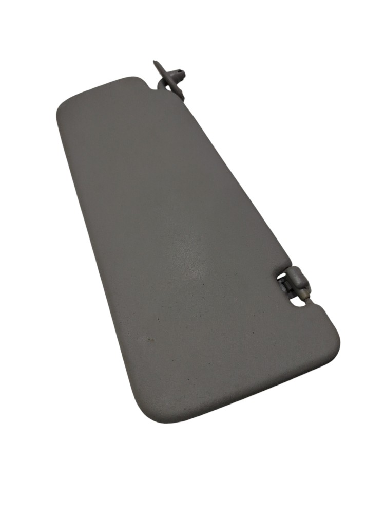 Quebra Sol Direito Toyota Etios 2018 1.5 2