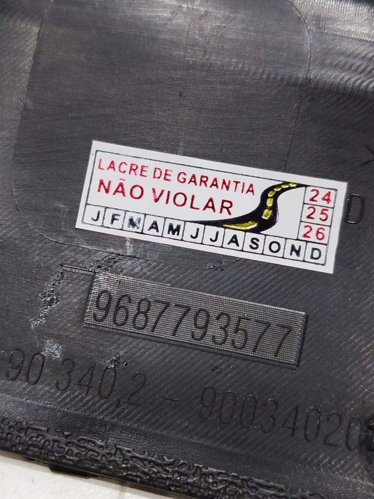 Grade Churrasqueira Parabrisa Ld Esquerdo C4 Pic 2.0 2012 9