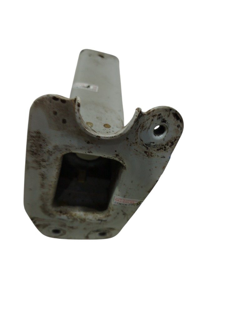 Bico Longarina Lado Direito Passag Vw Fox 1.0 8v 2014 Ferro 3