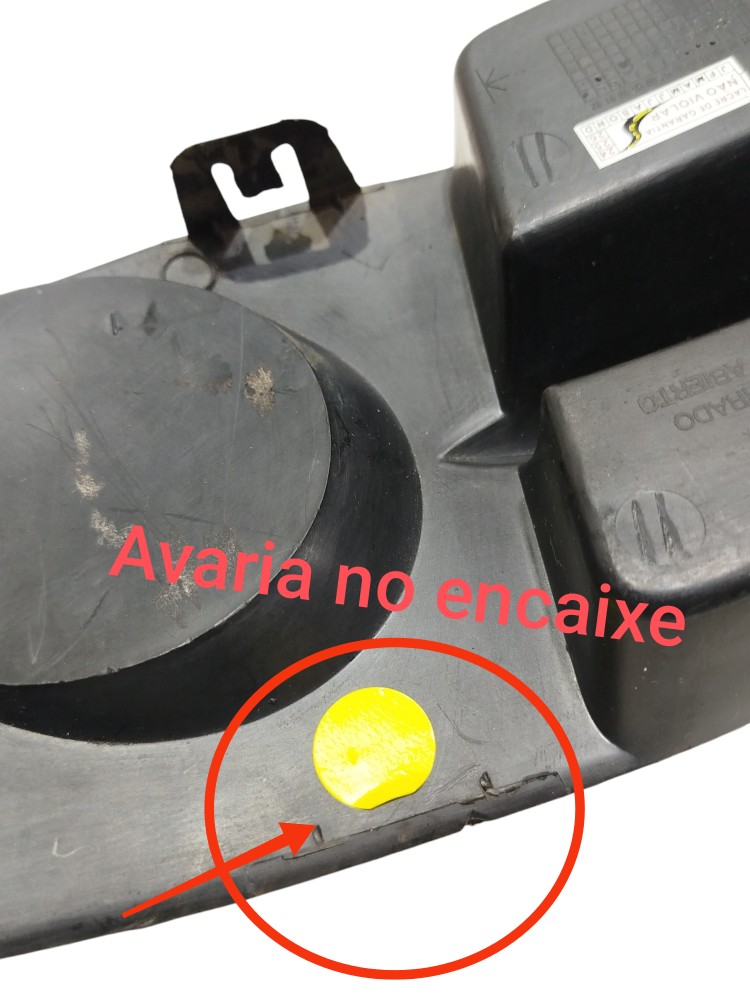 Moldura Tampa Farol Milha Ld Direito Clio 1.0 2012 1