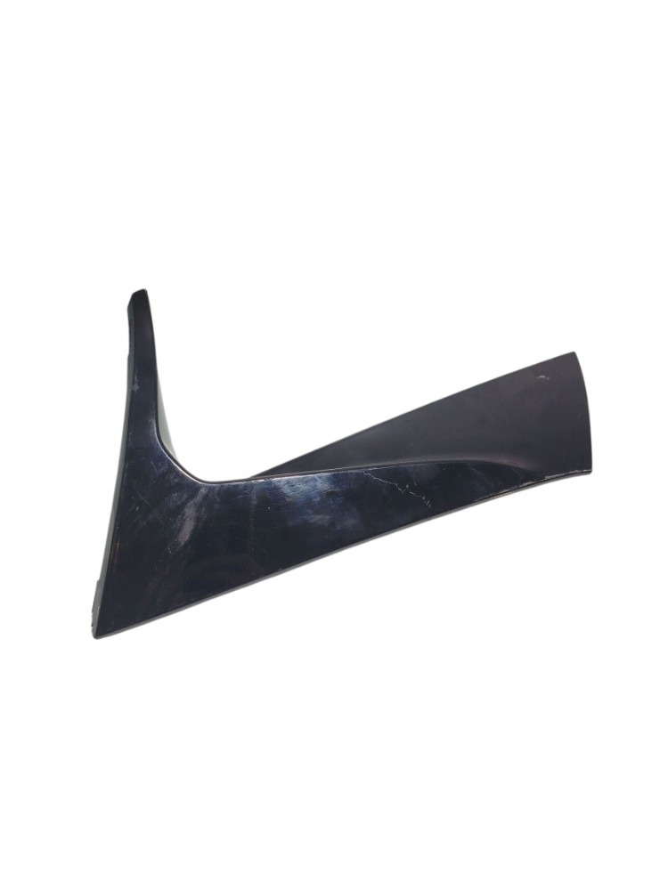 Acabamento Spoiler Esquerdo Gm Tracker 2023 Det 26259578 Preto 2