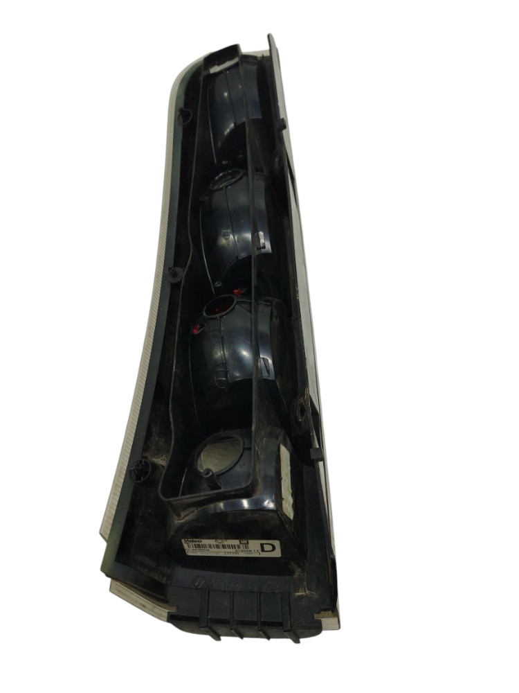 Lanterna Direito Traseiro Fumê Gm Meriva 2008 A 2012 Detalhe