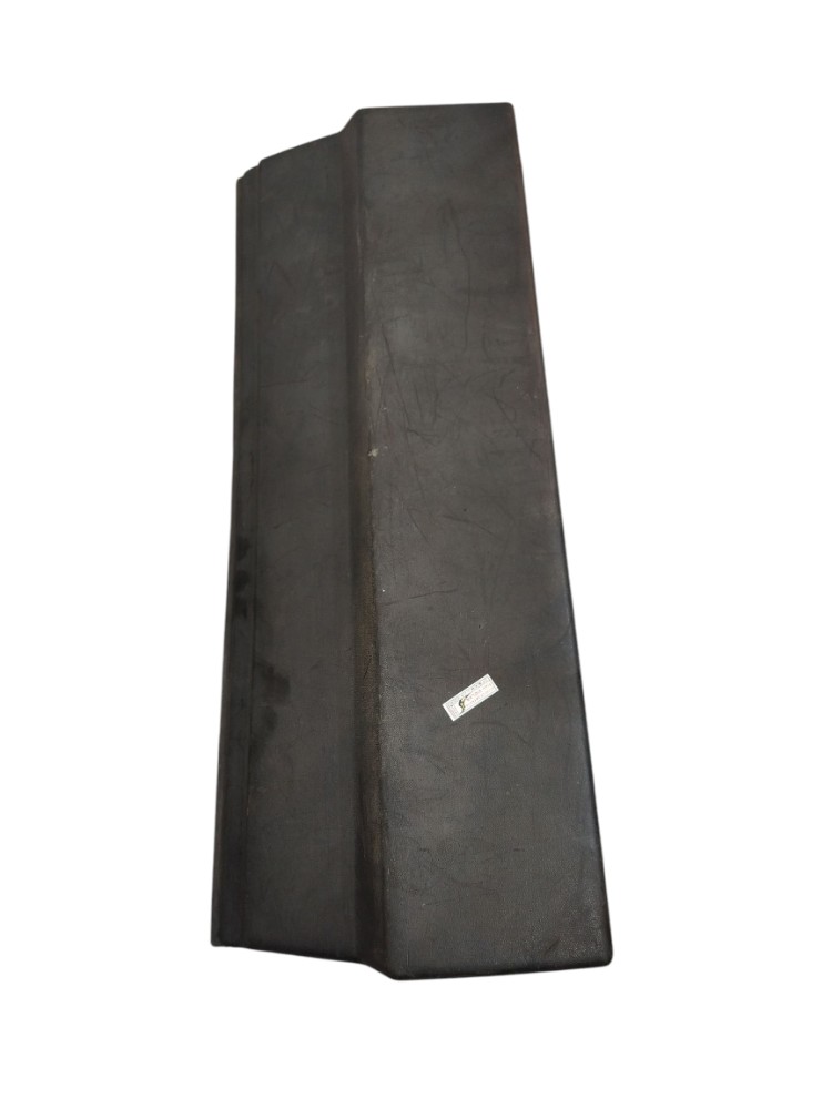 Moldura Para-choque Ld Direito Fiat Fiorino 1996 A 2010 – Preta – Plástico 2