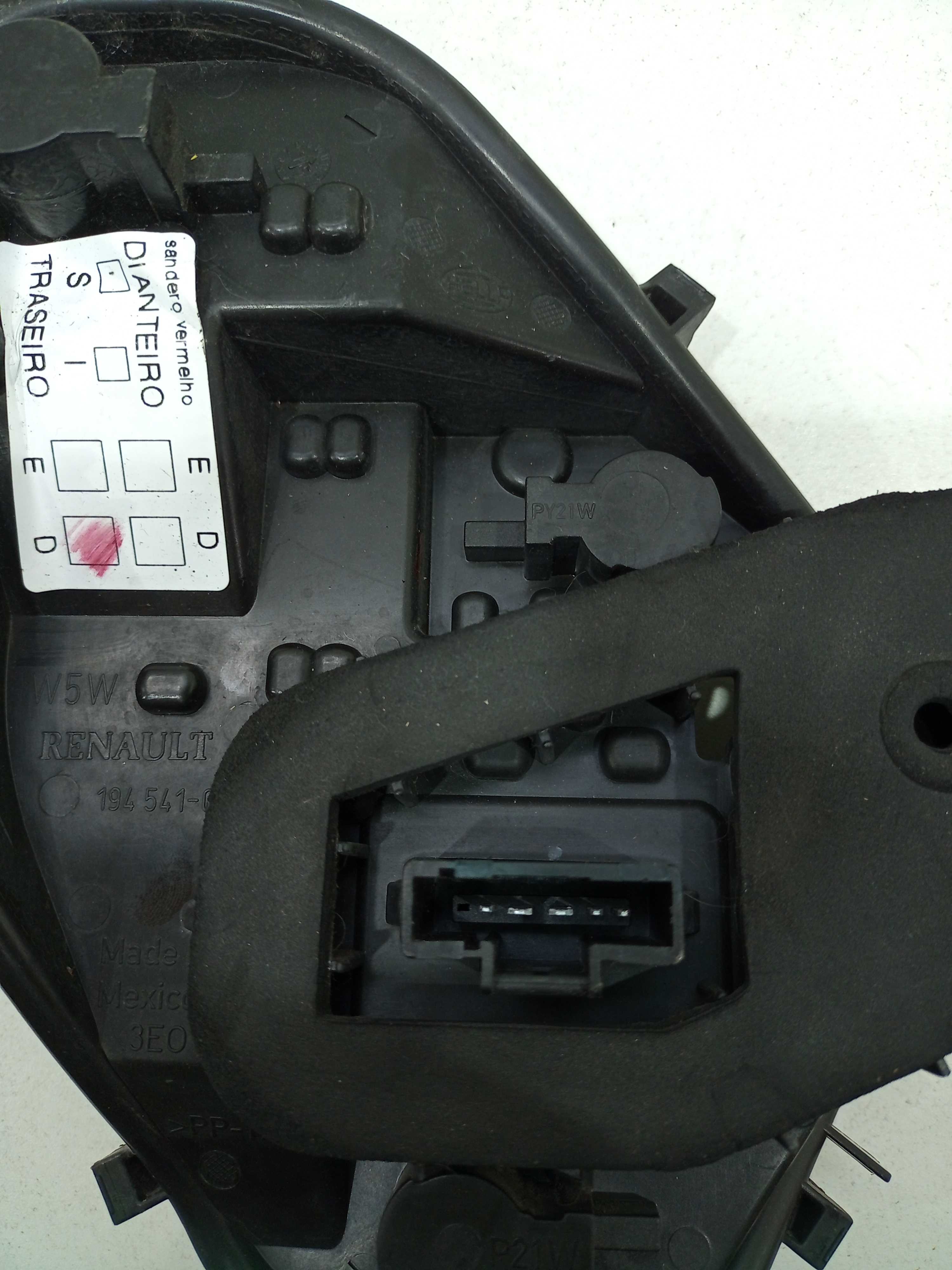 Circuito Lanterna Direito Renault Sandero 2016 3