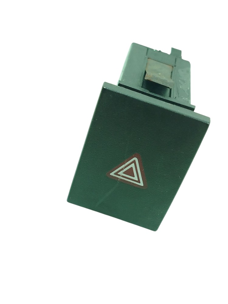 Botão pisca alerta saveir gol parati Gol 2000 a 2014 G3 G4 3