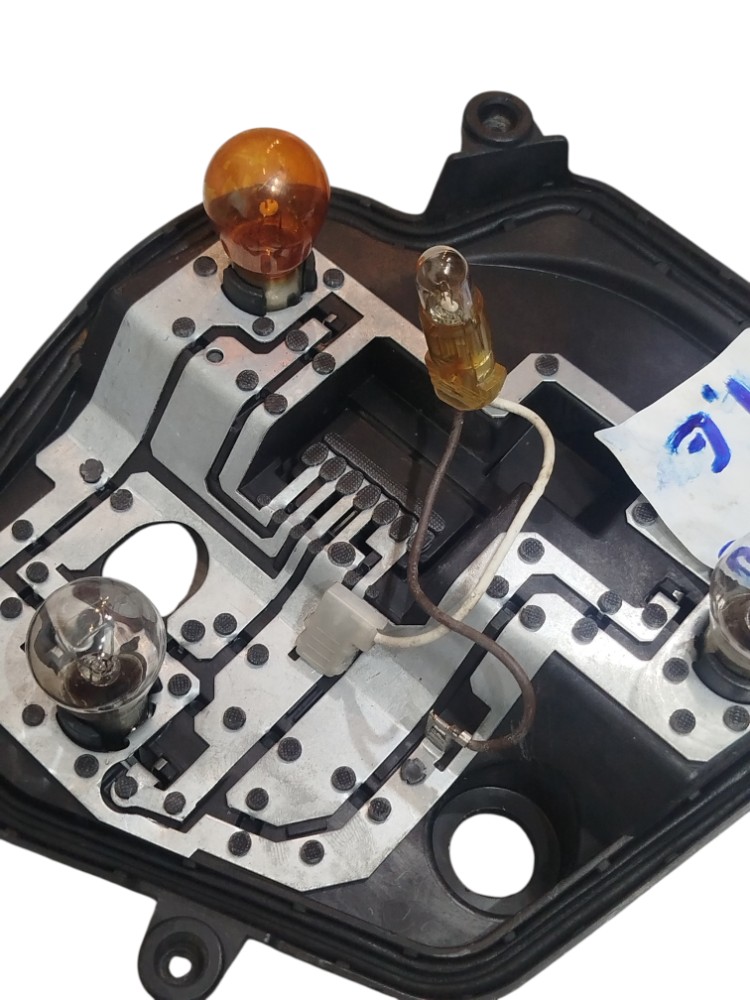 Soquete Lanterna Traseira Esquerda Fiat Stilo 2007 45820751 8