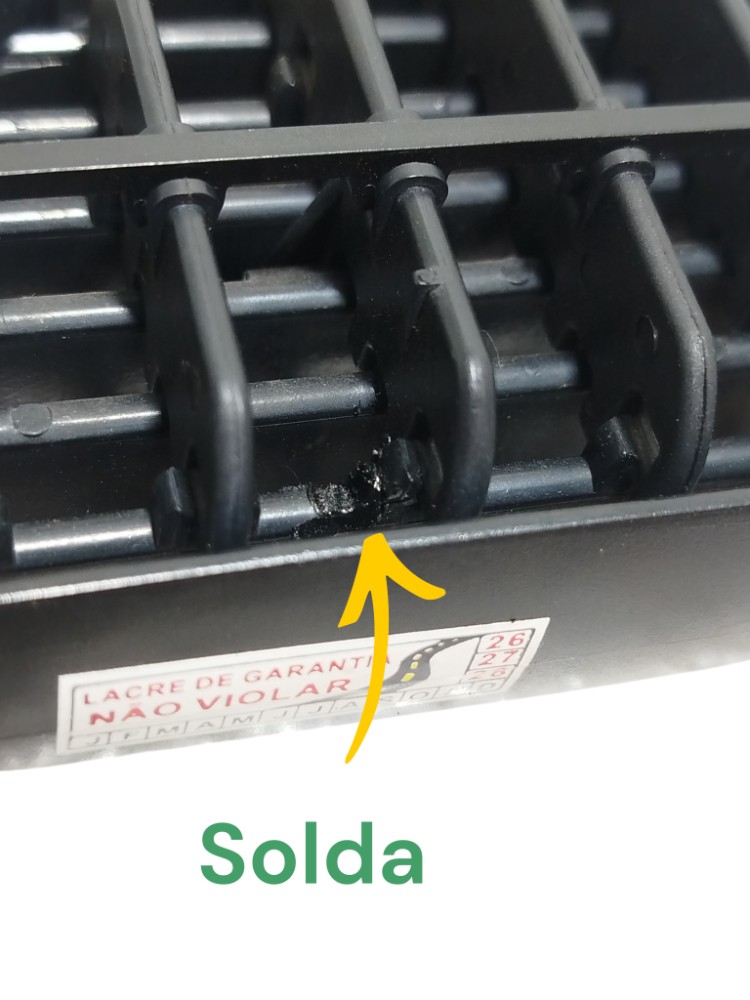 Aleta Esquerda Difusor Ar Central Fiat Siena 2008 2