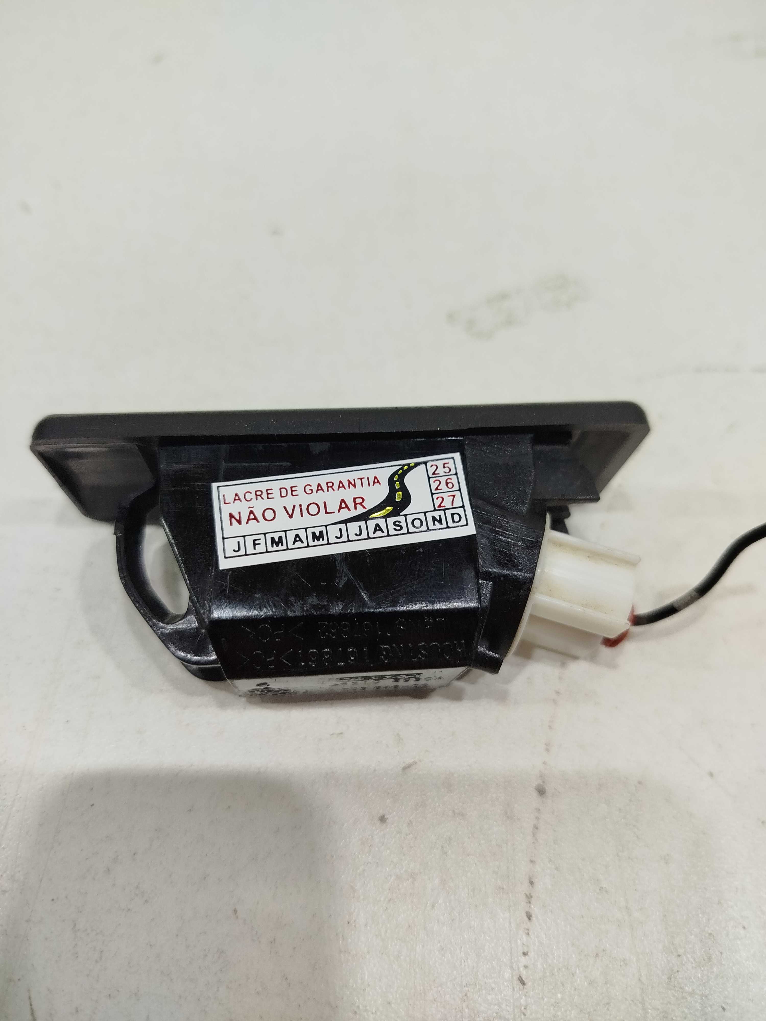 Luz Placa Nissan Versa V Drive 2020/21 Original 2