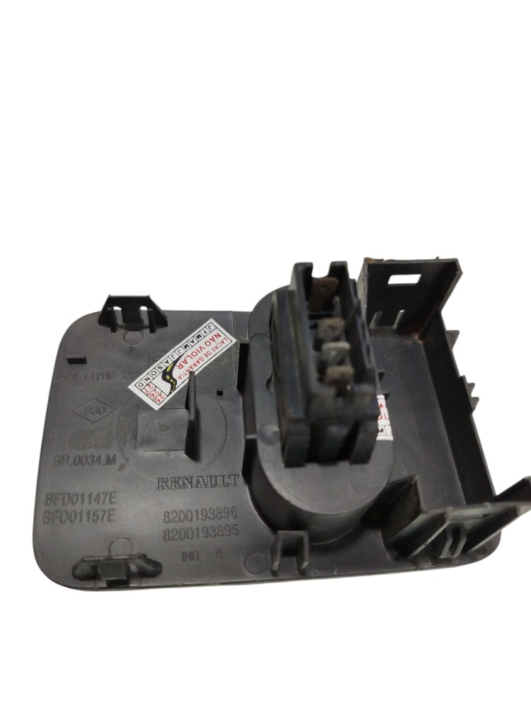 Moldura Botão Desembaçador Renault Clio 2005 A 2008 9