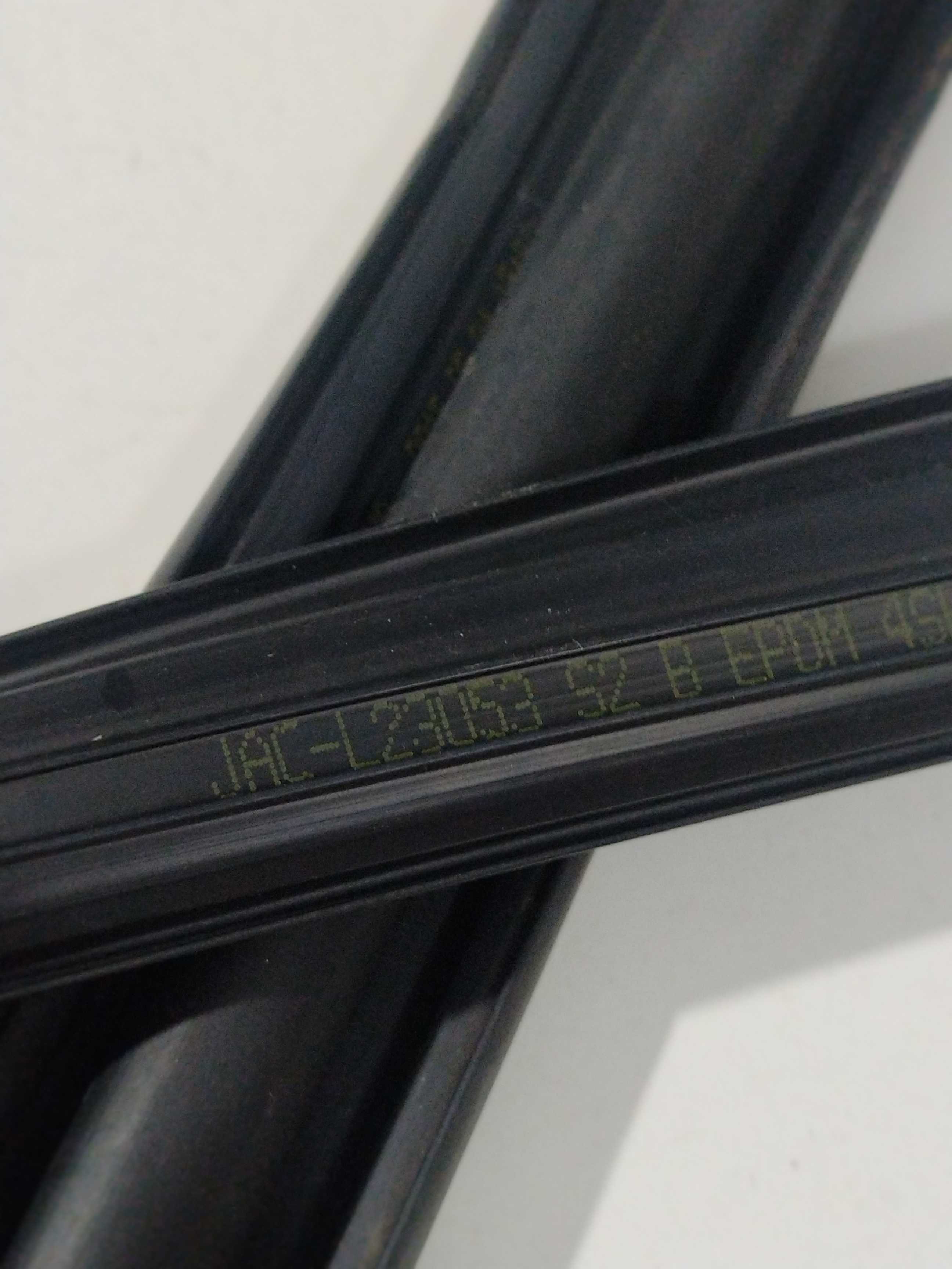 Borracha Canaleta Vidro Porta Tras Dir Jac T6 2016 L23053 4