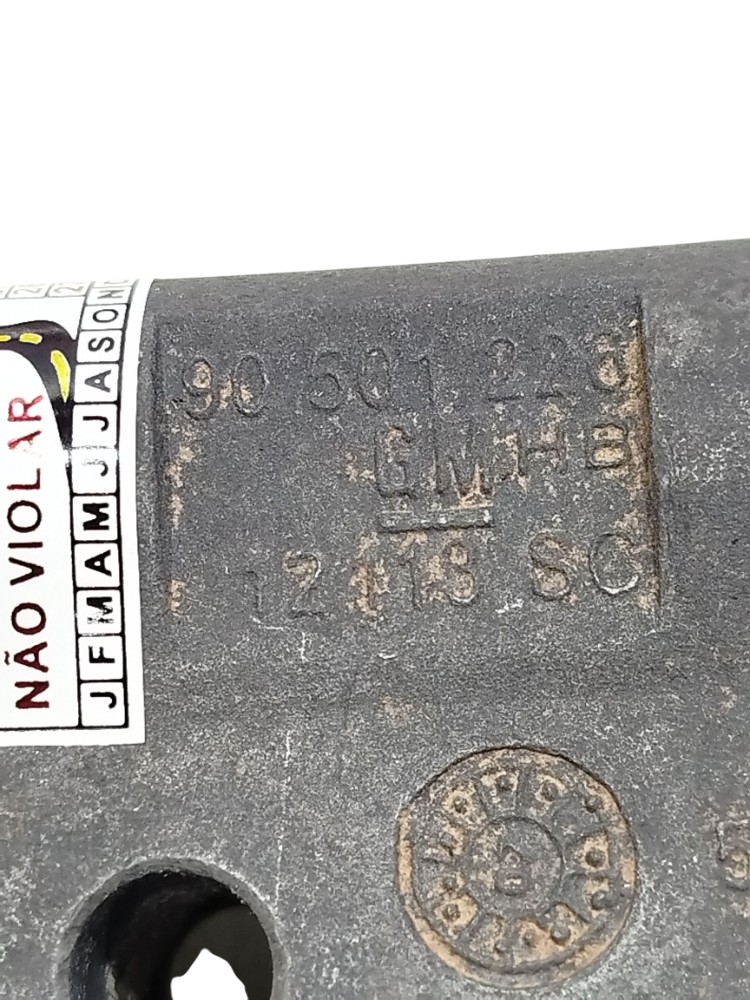 Suporte Alternador Gm Celta Cobalt Corsa Montana 2003 A 2012 4