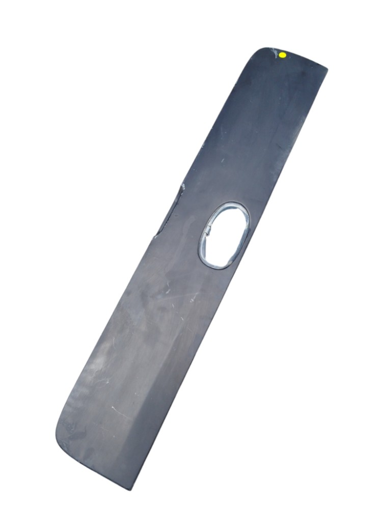 Moldura Externa Tampa Porta Malas Renault Kangoo 2001 8