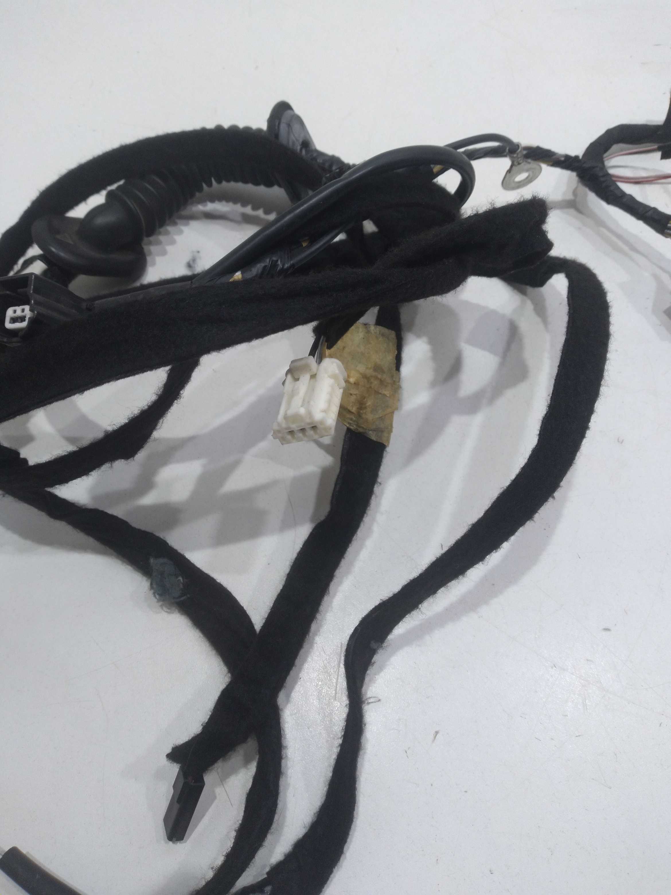 Chicote Tampa Traseira Renault Sandero 1.0 16v 2016 4