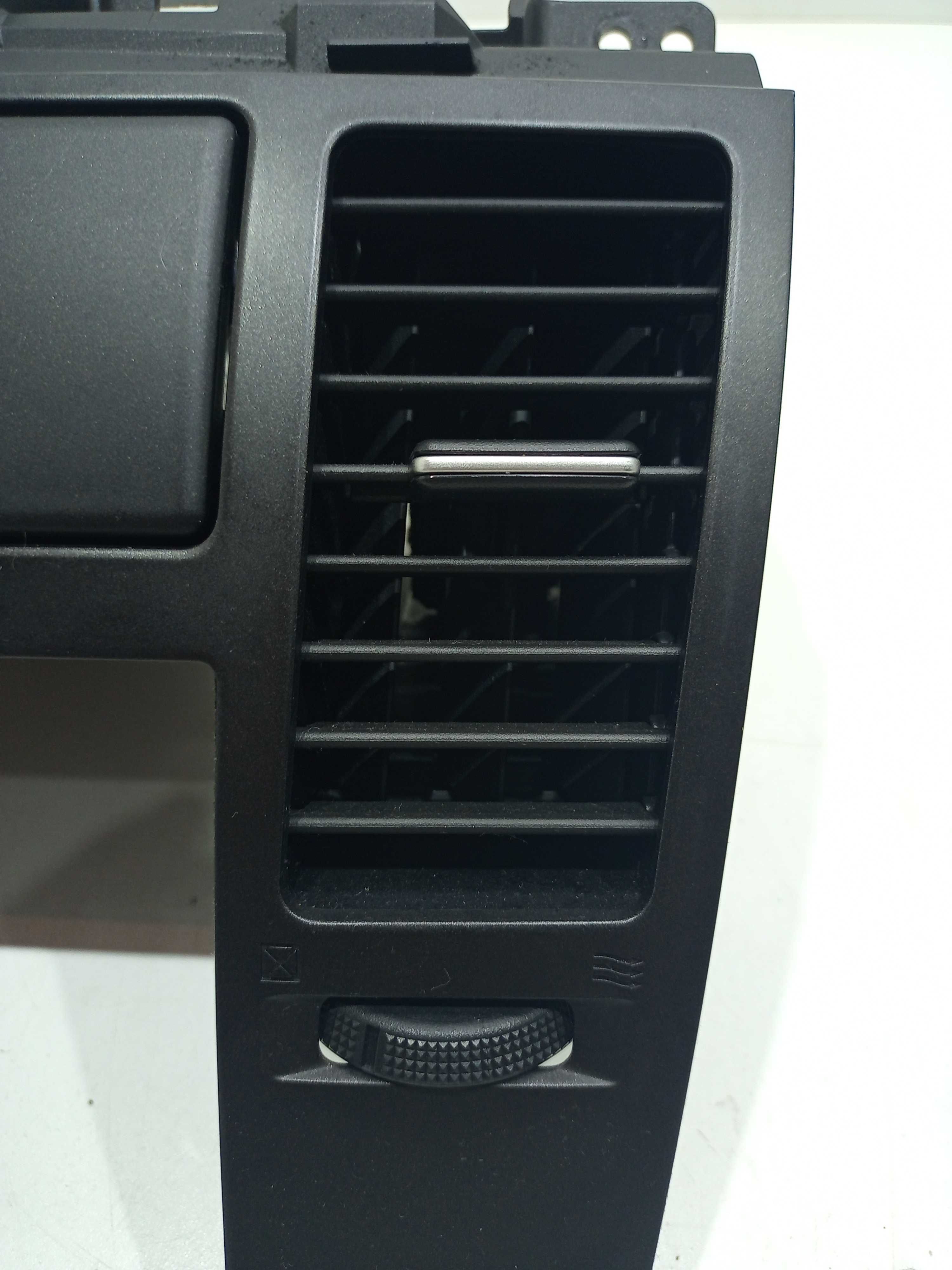 Moldura Painel Central C/difusor Nissan Tiida 2013 2