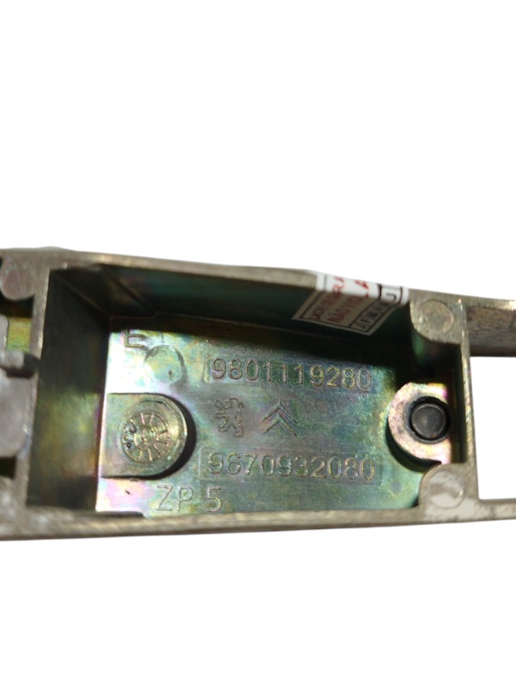 Suporte Maçaneta Diant Esquerd Peugeot 208 2013 9801119280 2