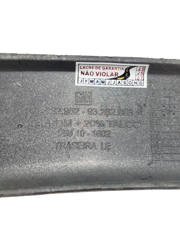 Moldura Paralama Tras Esq Gm Corsa Classic 93282956 Det 2