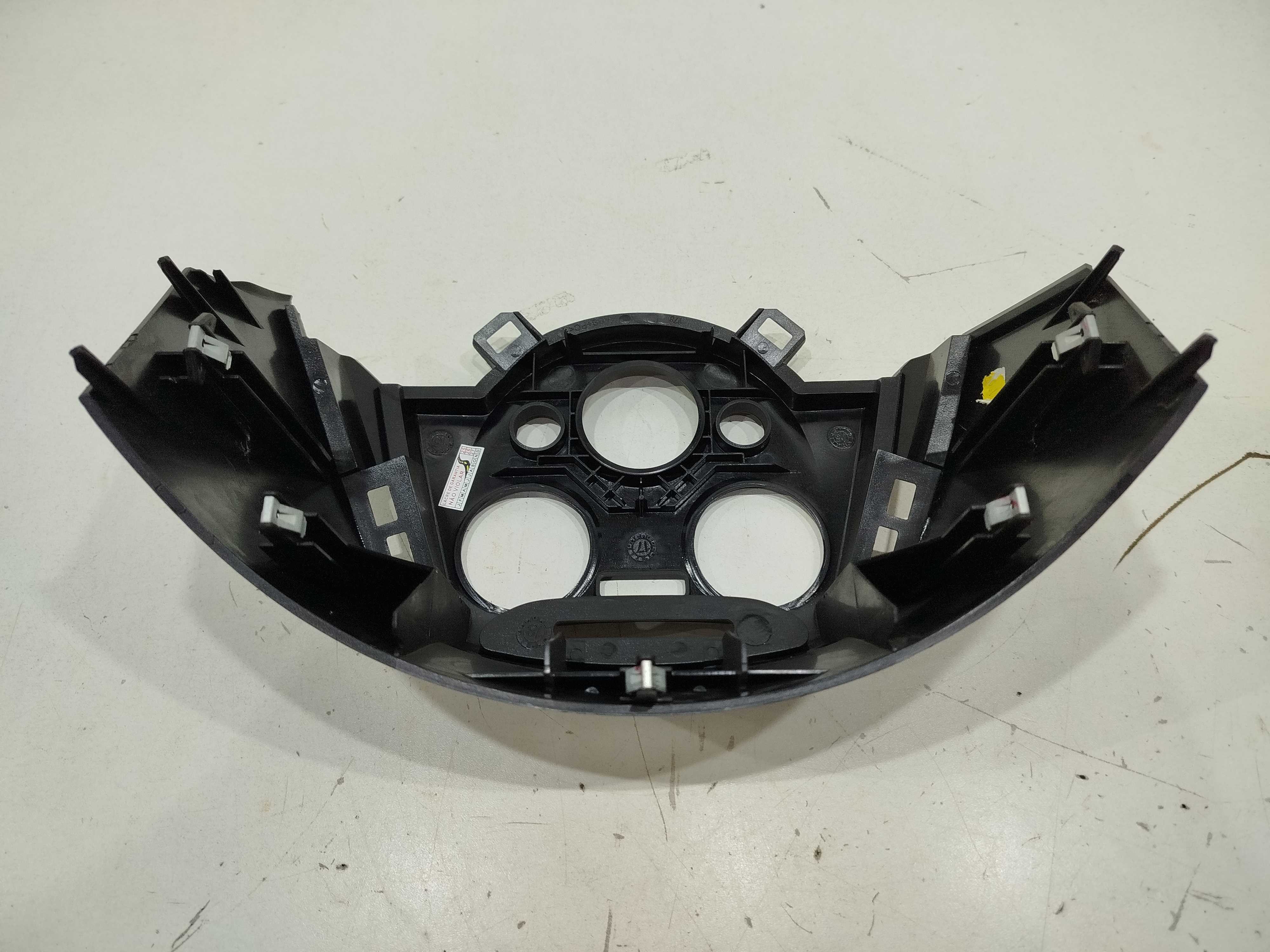 Moldura Painel Central Comando Ar Nissan Versa V Drive 2020 5