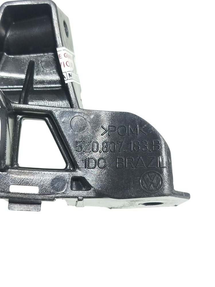 Suporte Parachoque Diant Esq Motori Spacefox 2015 5z0807183b 5