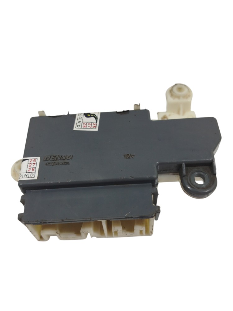 Modo Eletrônico Limpador Parabri Fiat Uno 1996 Branco E Preto 5