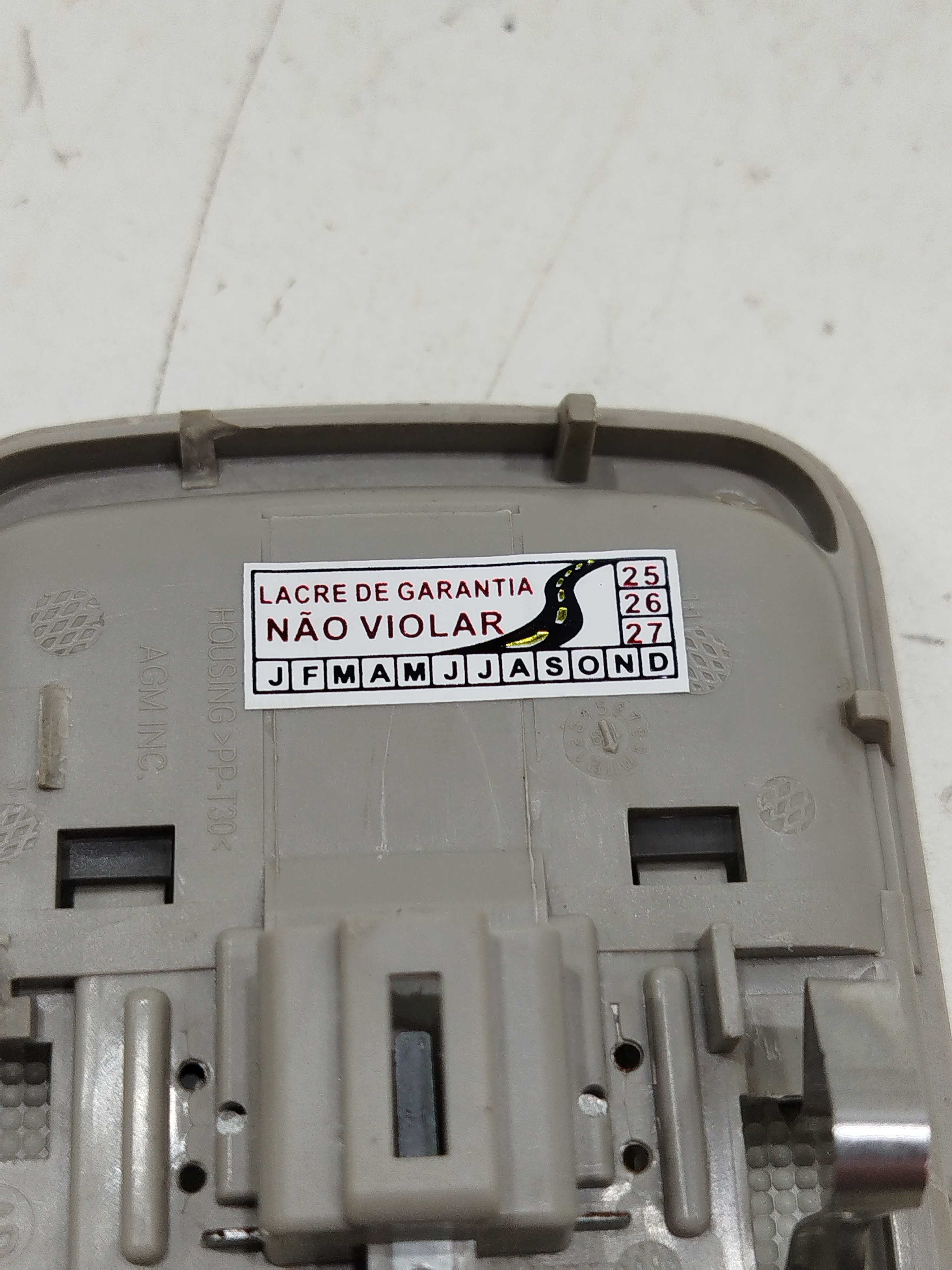 Luz Lanterna Teto Cortesia Nissan Sentra Versa 2015 A 2020 2