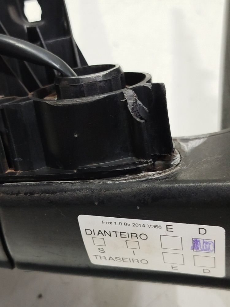 Retrovisor Elétrico Fox Ld Direito Fox 1.0 2014 Detalhe 8