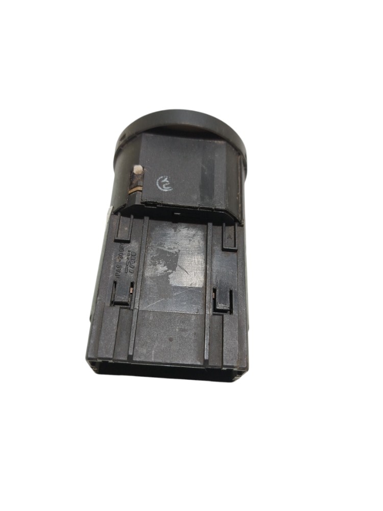 Botão chave farol luz milha vw fox gol 1999 58R305858D 5