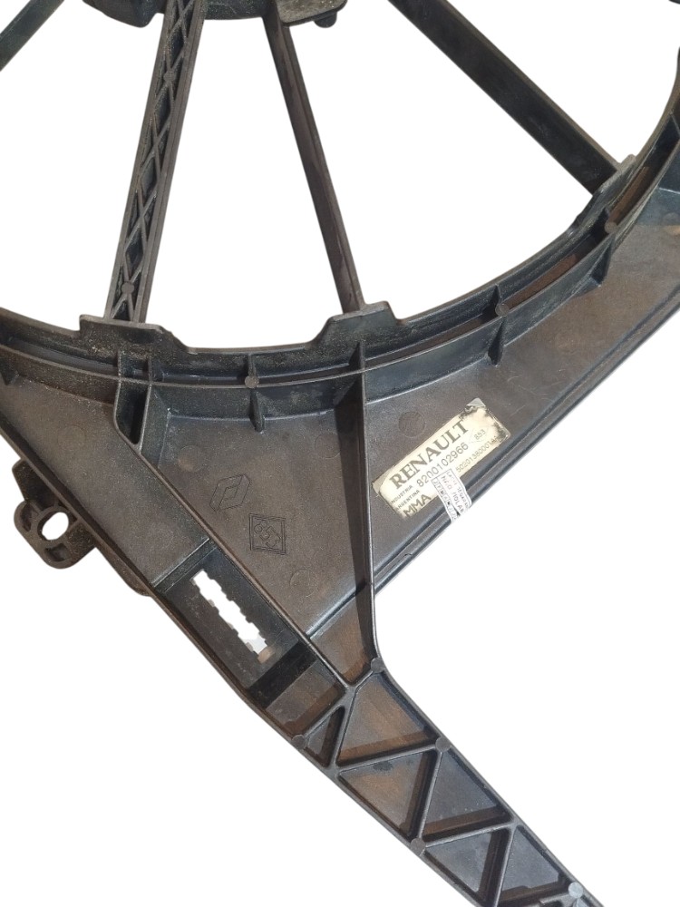 Defletor Ventoinha Radiador Scenic 2.0 16v 2003 8200102966 6
