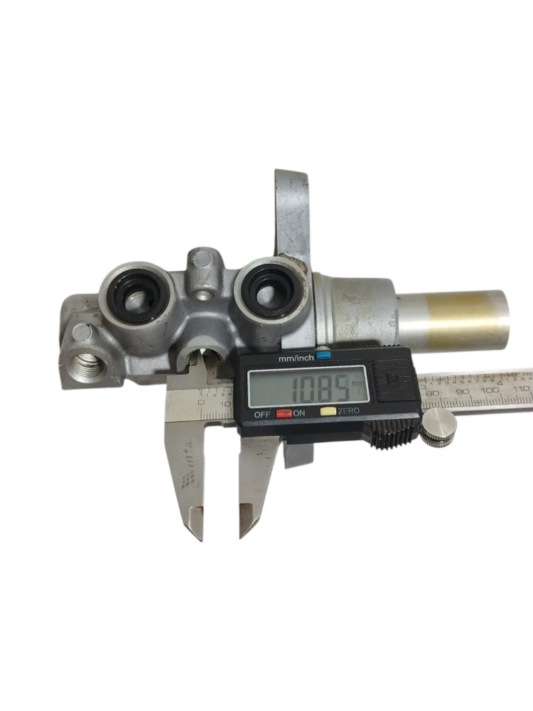 Cilindro Mestre Freio Citroen C4 GranPicasso 2.0 16V 2009