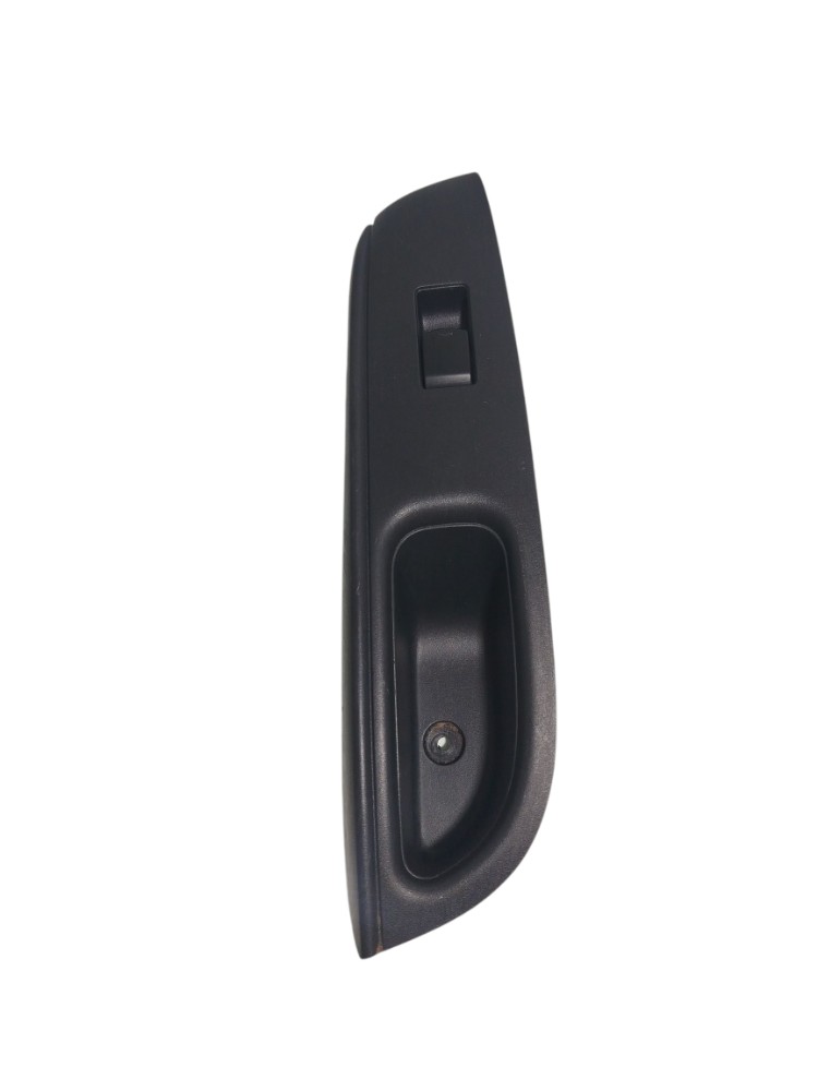 Comando Botao Vidr Tras Direito Nissan Versa 2013 829603ba0a 2