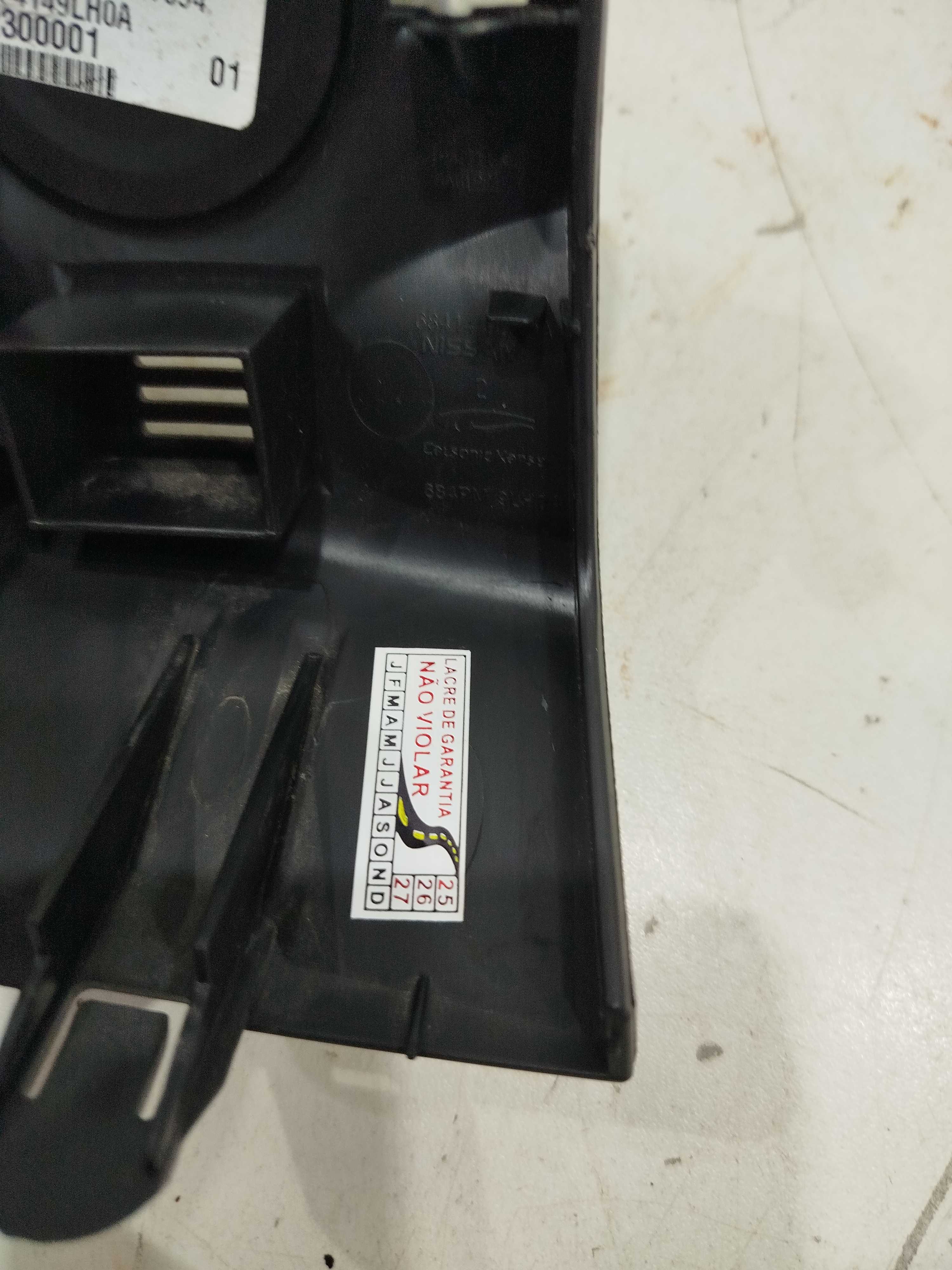Acabamento Painel Diant Esq Nissan Versa V Drive 2020/21 3