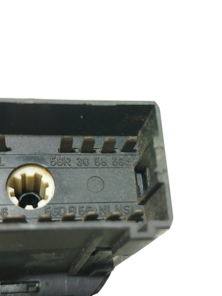 Botão chave farol luz milha vw fox gol 1999 58R305858D 4