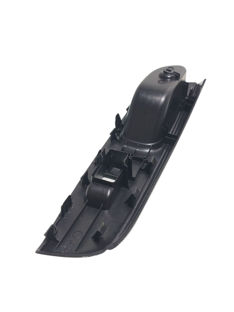 Moldura Puxador Porta Tras Esquerda Nissan Versa VDrive 2021 8