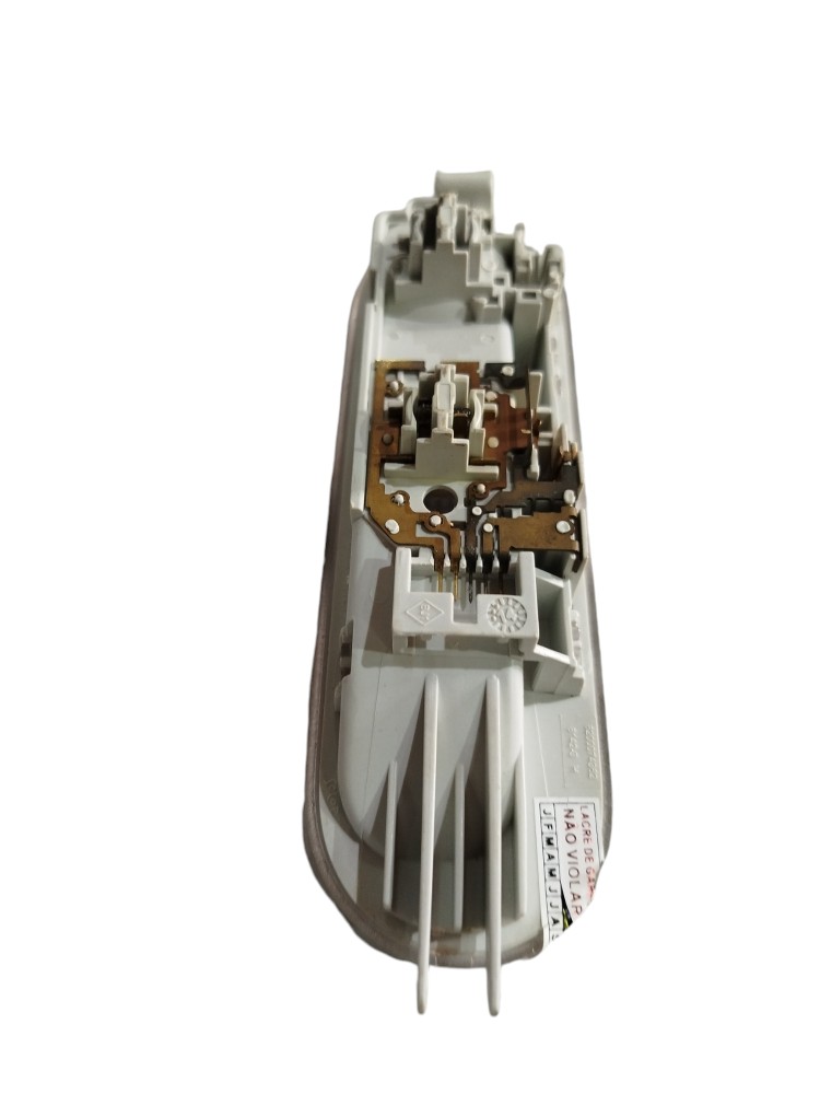 Luz Teto Lanterna Cortesia Renault Duster 2.0 2015 4
