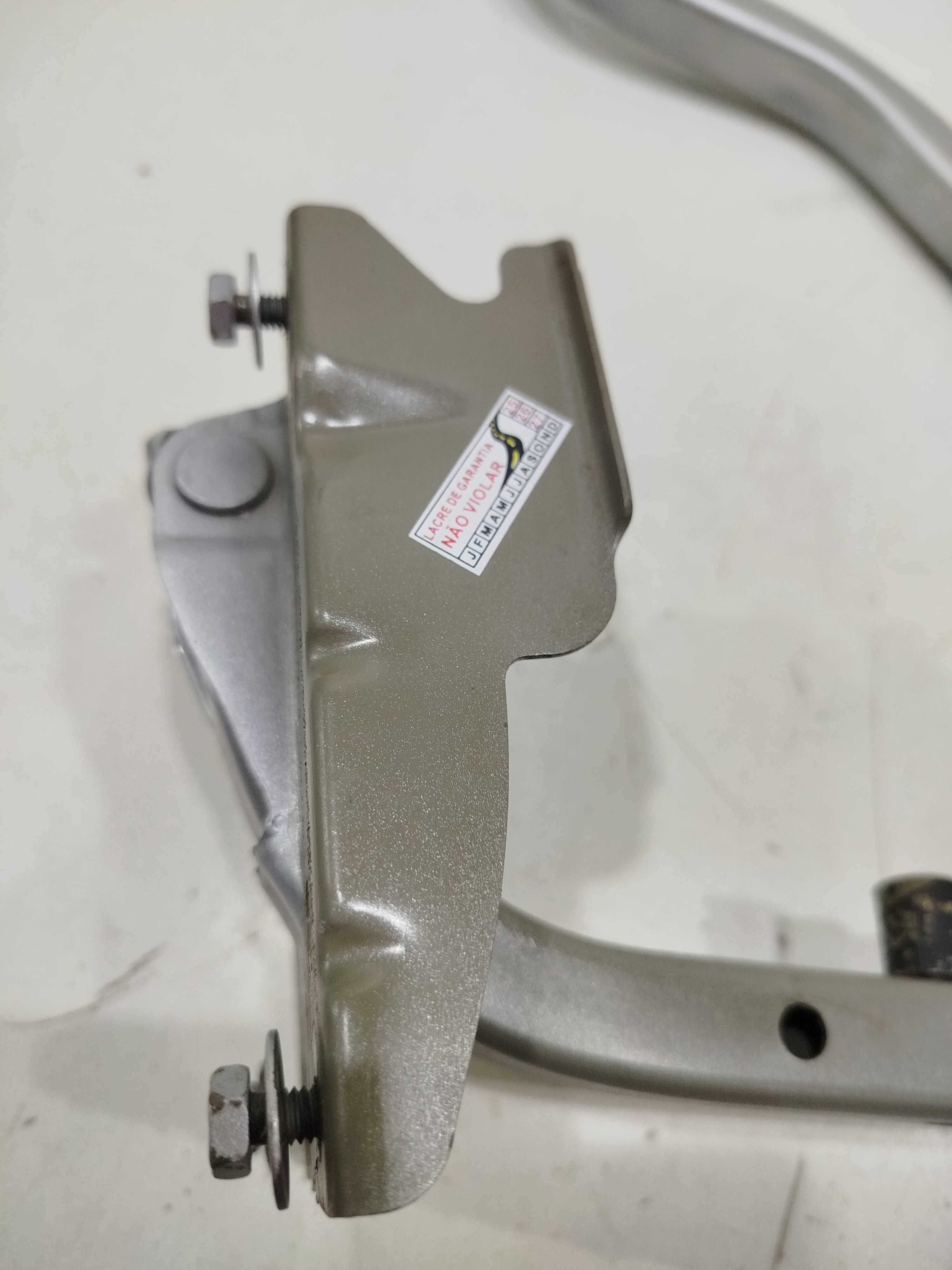 Dobradiça Tampa Traseira Esq Nissan Versa V Drive 2020 3