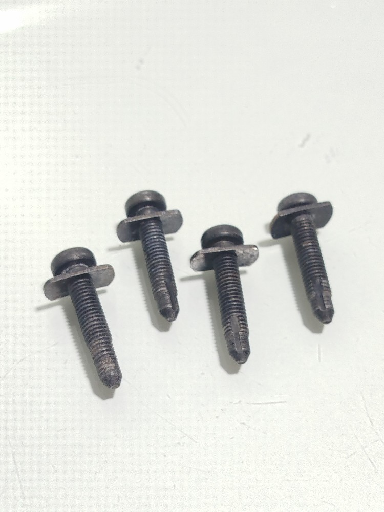 Parafuso Trilho Banco Peugeot 206 1.4 2005 4