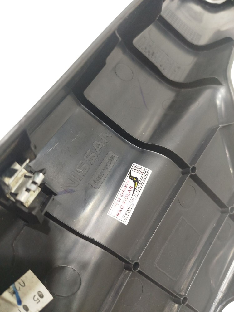 Soleira Interna Porta Tras Dir Nissan Versa V Drive 2020 6
