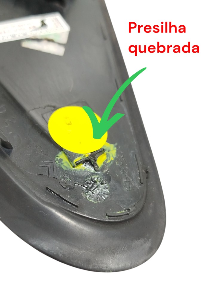 Acabamento Retrov Direito Paralama Peugeot 208 9673280280 Preto 3