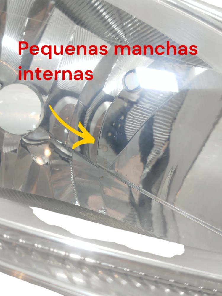 Farol Dianteiro Direito Fiat Uno 2010 A 2013 51827928 Direito/passageiro 5