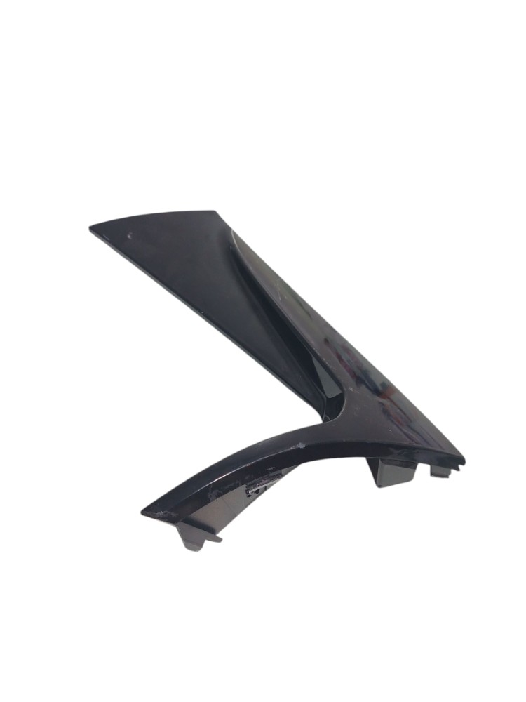 Acabamento Spoiler Esquerdo Gm Tracker 2023 Det 26259578 Preto 3