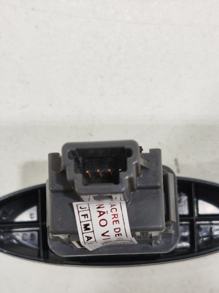 Botão Pisca Alerta Toyota Etios 2018 15b060 2