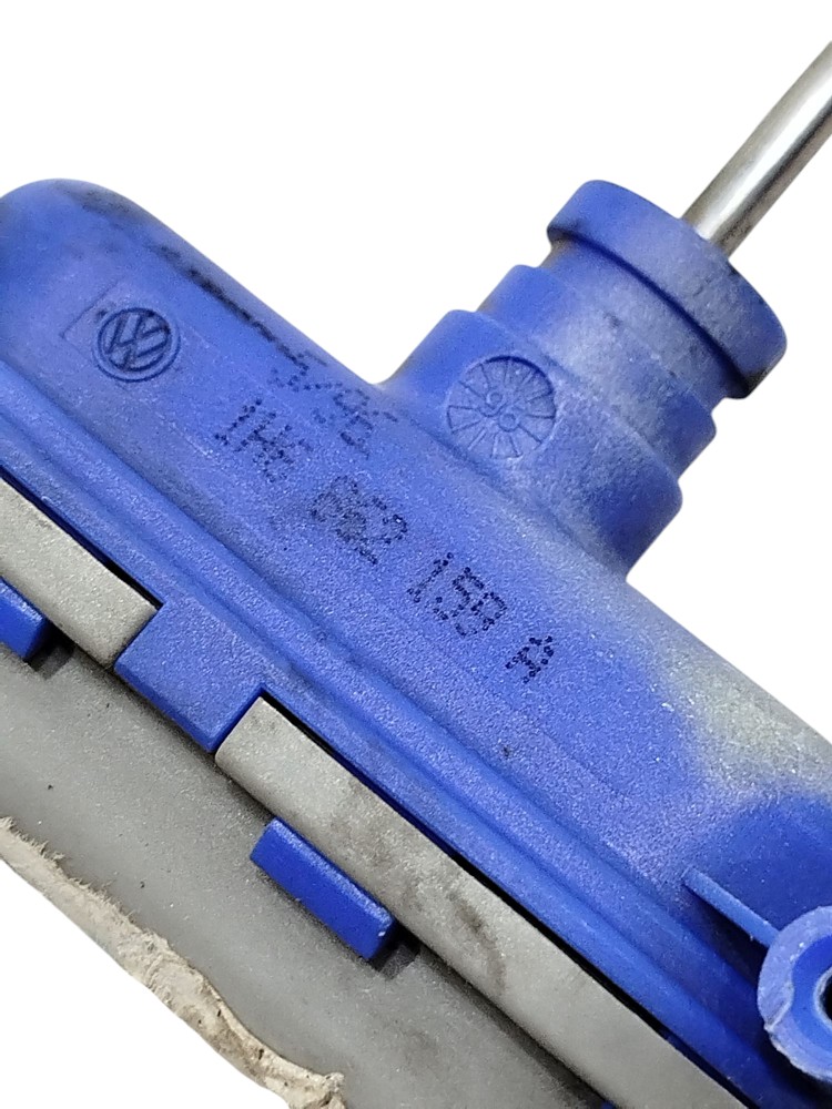 Trava Vácuo Porta Malas Golf Mk3 1996 1h6862159a 3