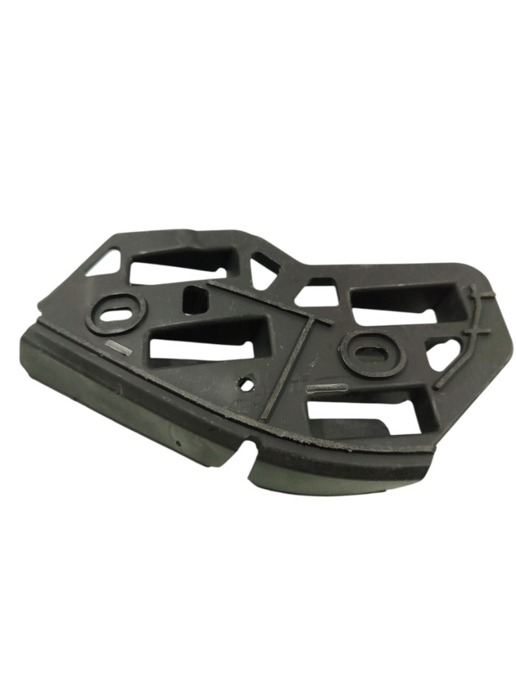 Guia Parachoque Diant Direito Vw Polo 2009 A 2013 4