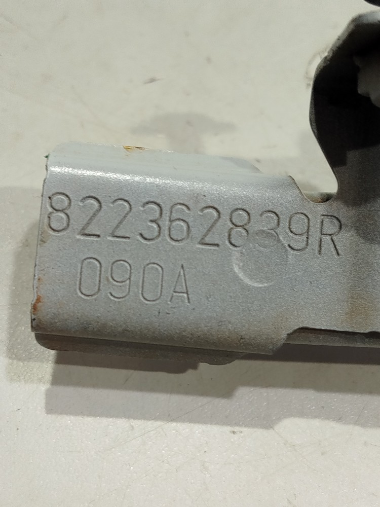 Guia Vidro Porta Traseira Esquerda Duster 2015 822362839 1