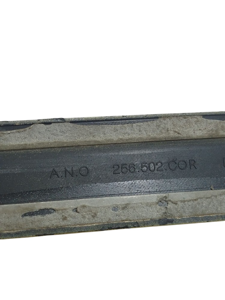 Friso Porta Dianteira Direita Gm Meriva 1.4 2012  93394951 7