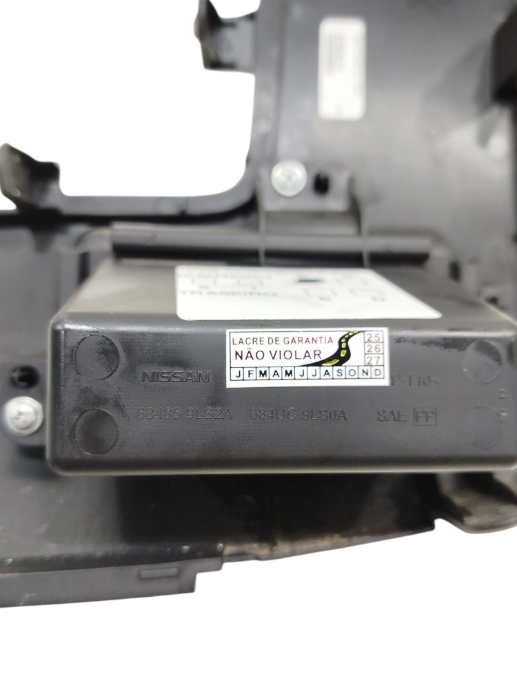 Acabamento Porta Treco Esquerdo Nissan Versa V Drive 2020 5