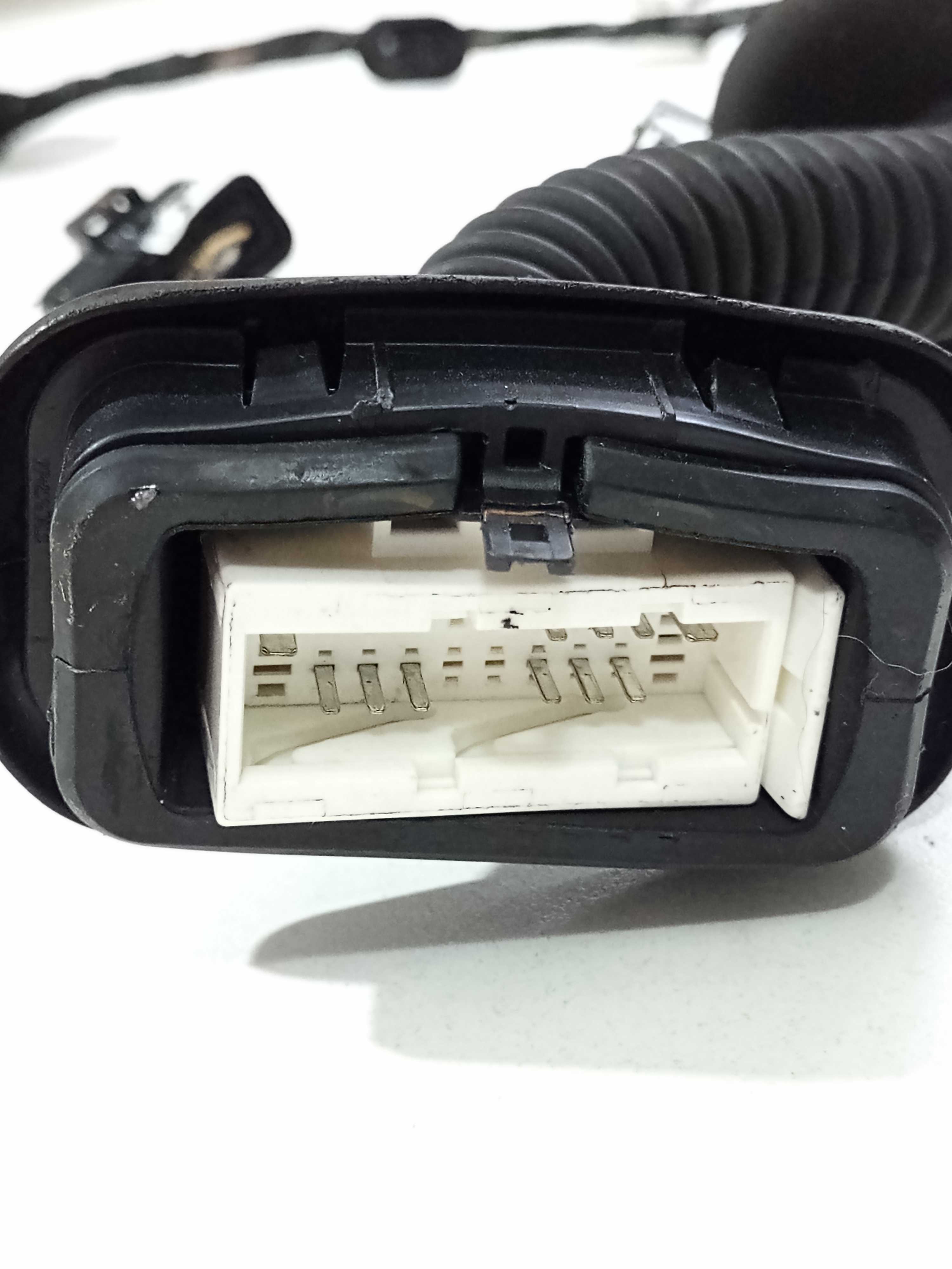 Chicote Porta Dianteira Direita Sandero 2016 241250713r 6